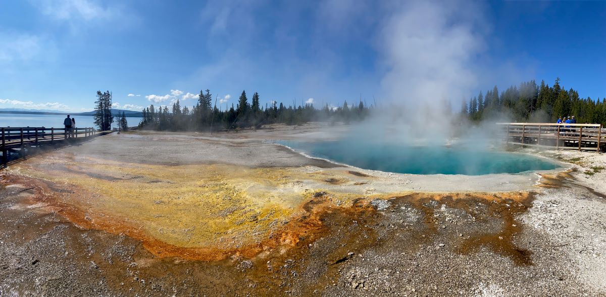 All 11 Geyser Basins In Yellowstone Ranked - Engineer To Explore