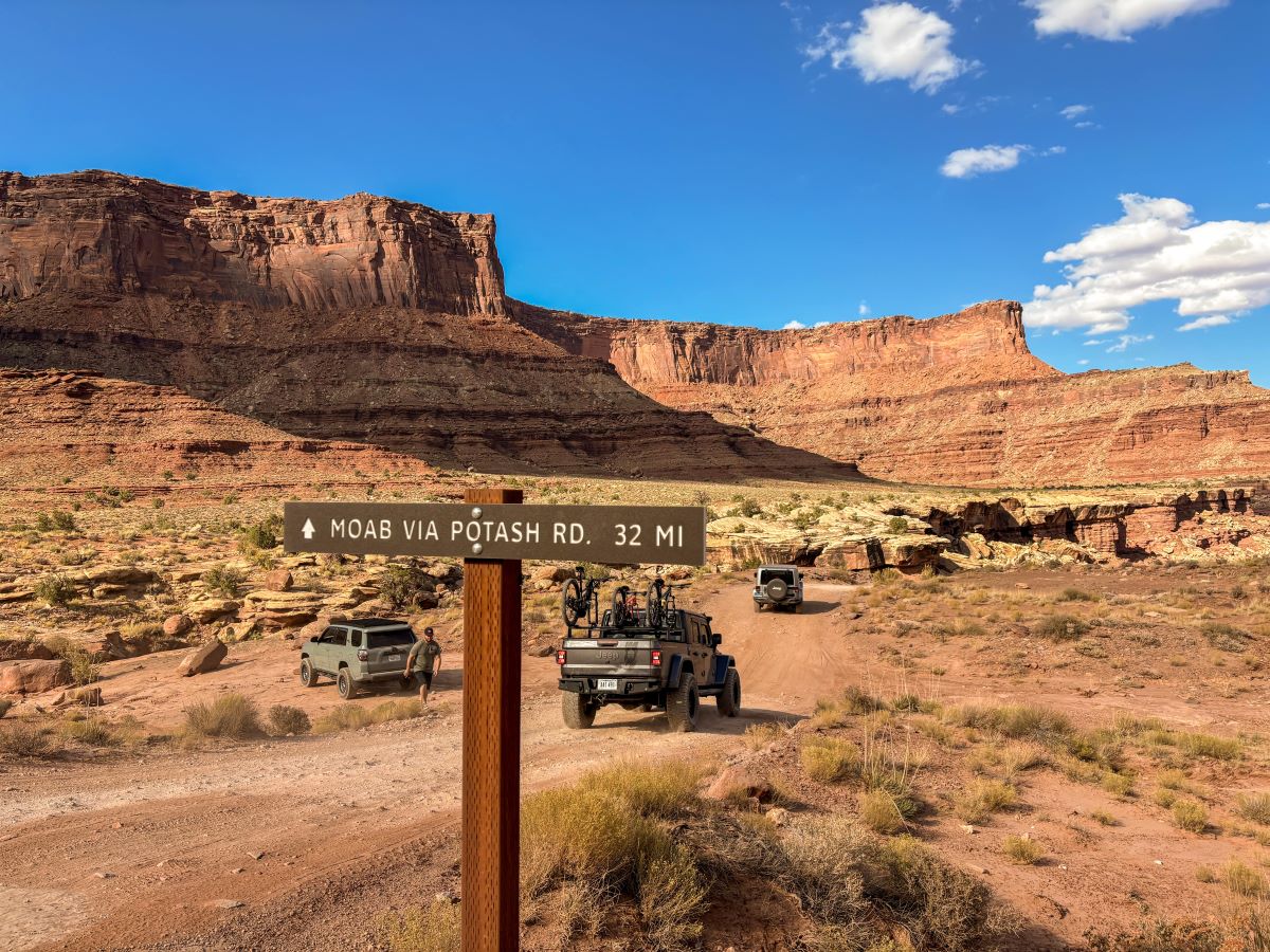 The Perfect 10-Day Utah Road Trip: Arches, Canyonlands, and Capitol Reef National Parks